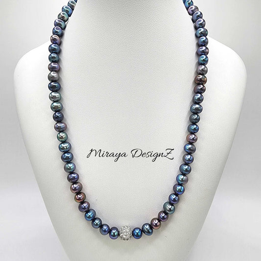 Peacock Pearl Choker Necklace
